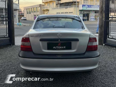 VECTRA 2.2 MPFI GLS 8V GASOLINA 4P MANUAL
