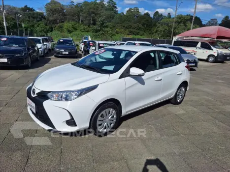 Toyota YARIS 1.5 16V FLEX XL MULTIDRIVE 4 portas