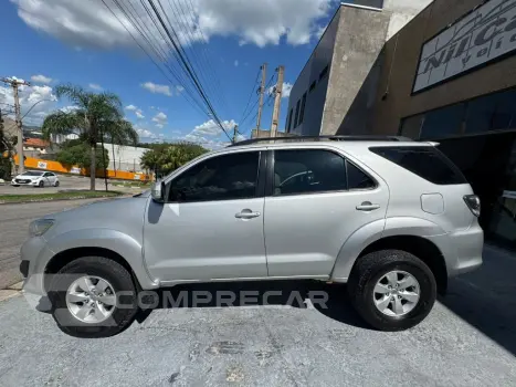 Hilux SW4 SR 4x2 2.7/2.7 Flex 16V Mec.