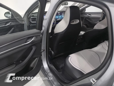KING 1.5 Dm-i Phev GS