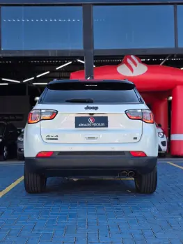 COMPASS Limited S 2.0 4x4 Turbo Diesel Aut.