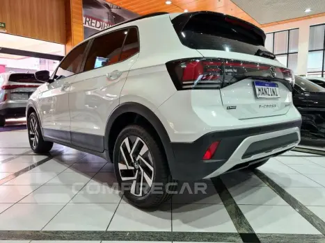 T-CROSS COMFOR. 200 TSI 1.0 FLEX 5P AUT.