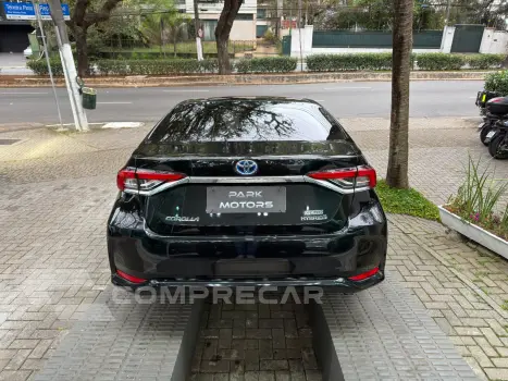 COROLLA 1.8 VVT-I Hybrid Altis