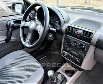 Classic Sedan 1.0 4P VHCE FLEX LS