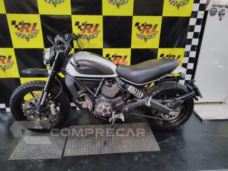 DUCATI  SCRAMBLER 800 ICON