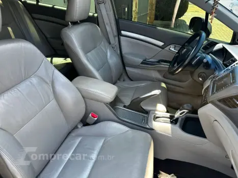 Civic Sedan EXS 1.8/1.8 Flex 16V Aut. 4p