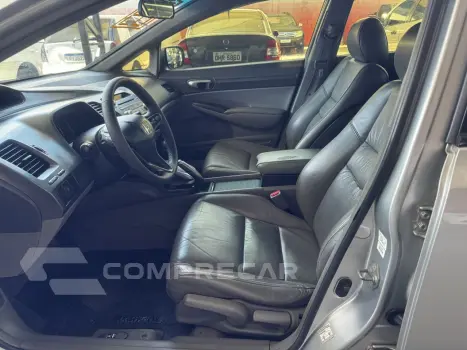 Civic 1.8 16V 4P FLEX LXS AUTOMÁTICO