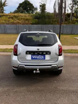 DUSTER 20 D 4X2A