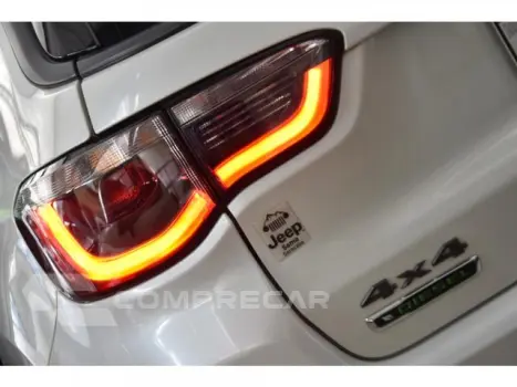 COMPASS - 2.0 16V LIMITED 4X4 AUTOMÁTICO