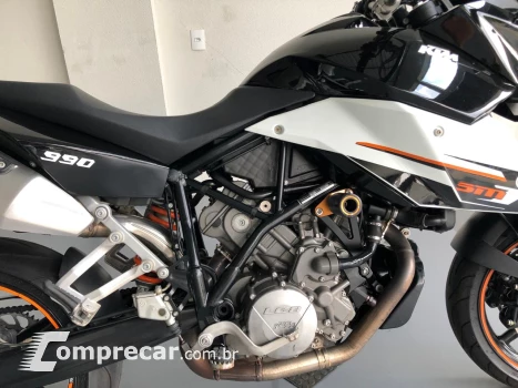 SUPERMOTO 990 T