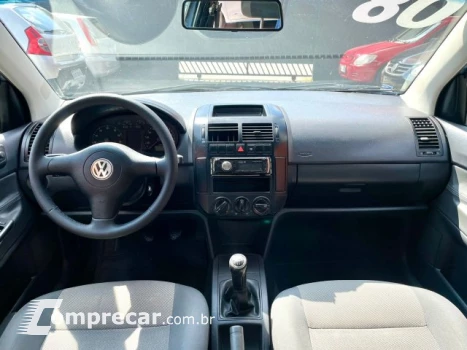 Volkswagen POLO - 1.6 MI 8V 4P MANUAL 4 portas