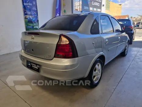 CORSA 1.4 MPFI Premium Sedan 8V