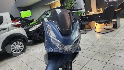 PCX 160 DLX