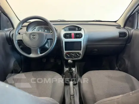 Corsa Sed. Premium 1.4 8V ECONOFLEX 4p
