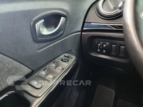 CAPTUR Intense 1.3 TB 16V Flex 5p Aut.