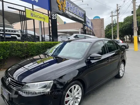 Volkswagen JETTA 2.0 Comfortline 4 portas