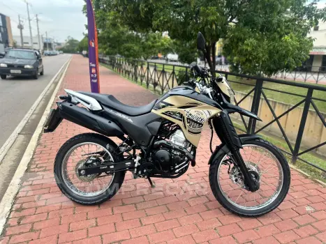 XTZ 250 LANDER