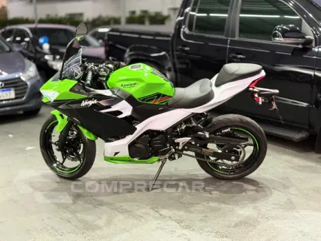 KAWASAKI NINJA 400