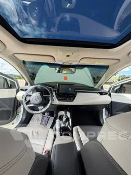 COROLLA 1.8 VVT-I Hybrid Altis Premium