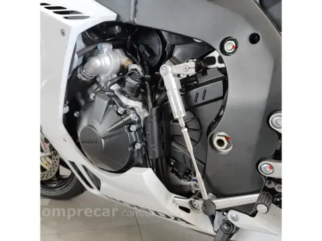 CBR 1000 RR-R FIREBLADE SP 30TH EDITION