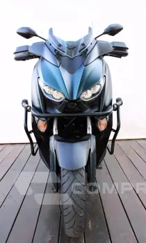 YAMAHA XMAX ABS