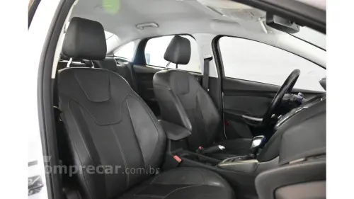 FOCUS SEDAN - 2.0 SE 16V 4P POWERSHIFT