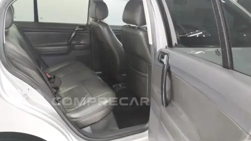 POLO SEDAN 1.6 MI 8V