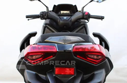 YAMAHA XMAX 250 CONNECTED ABS