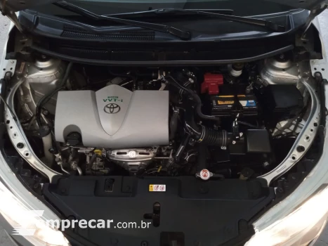 YARIS 1.5 16V Sedan XL