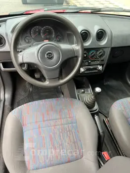 CELTA 1.0 MPFI Life 8V