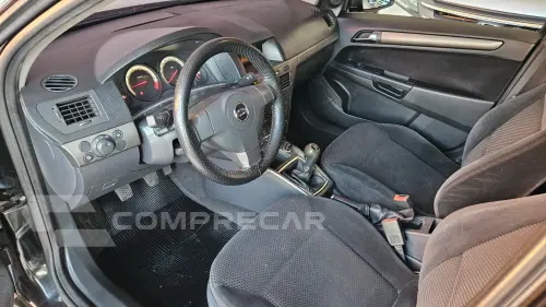VECTRA 2.0 MPFI GT Hatch 8V