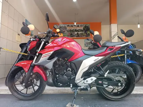 Yamaha FAZER 250 ABS