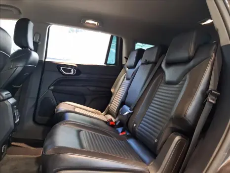 COMMANDER 1.3 T270 Turbo Limited