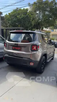 Renegade Sport 1.8 4x2 Flex 16V Aut.