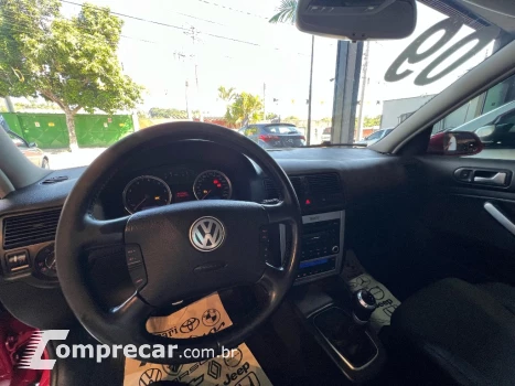 GOLF 1.6 MI TECH 8V FLEX 4P MANUAL