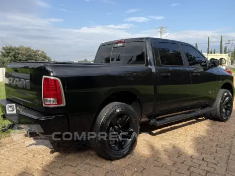 1500 - 5.7 V8 LIMITED CD 4X4 AUTOMÁTICO