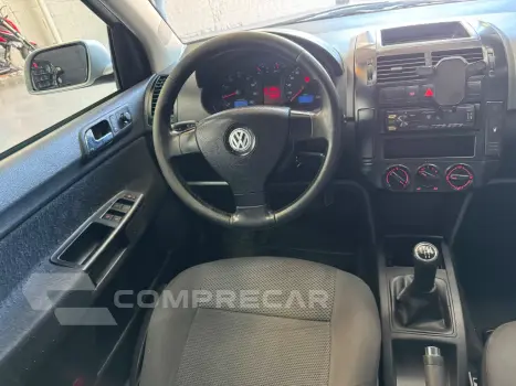 Polo SPORTLINE 1.6 Mi Total Flex 8V 5p