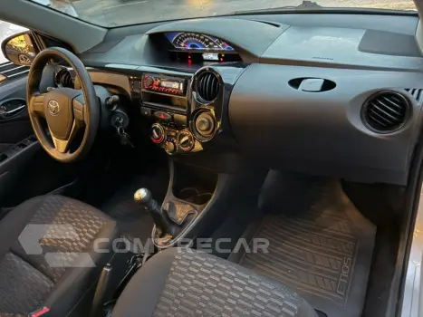 ETIOS 1.3 XS 16V FLEX 4P MANUAL