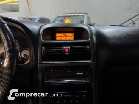 ASTRA HATCH - 2.0 MPFI ADVANTAGE 8V 4P MANUAL