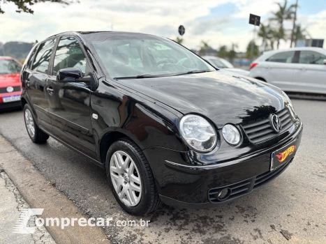 Volkswagen POLO 1.6 MI Serie Ouro 8V 4 portas