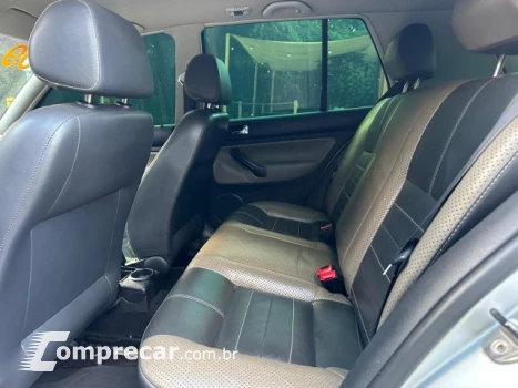 GOLF - 1.6 MI SPORTLINE 8V 4P MANUAL