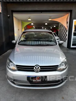 Volkswagen SPACEFOX 1.6 MI Sportline 8V 4 portas