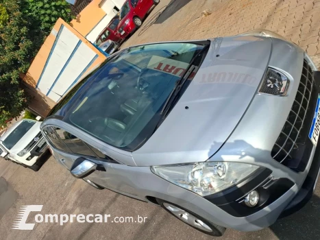 3008 1.6 Griffe Thp 16V Gasolina 4P Automático