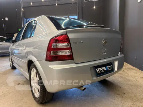 ASTRA 2.0 MPFI Advantage 8V