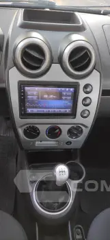 FIESTA 1.6 MPI Class Sedan 8V