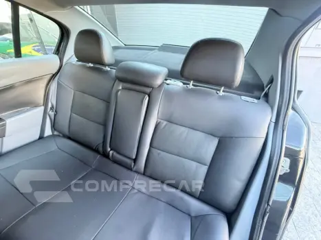 VECTRA 2.0 MPFI Elegance 8V