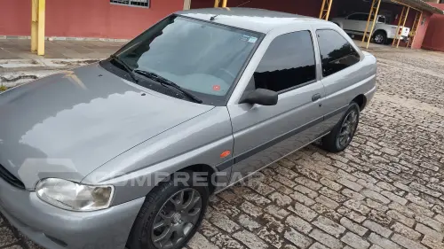 ESCORT GL 1.8