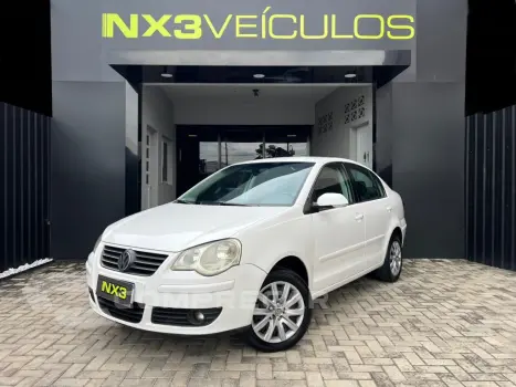 Volkswagen POLO SEDAN 1.6 MI 8V FLEX 4P MANUAL 4 portas