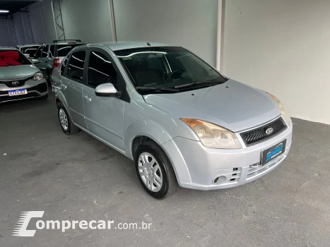 FIESTA 1.6 Rocam SE Sedan 8V