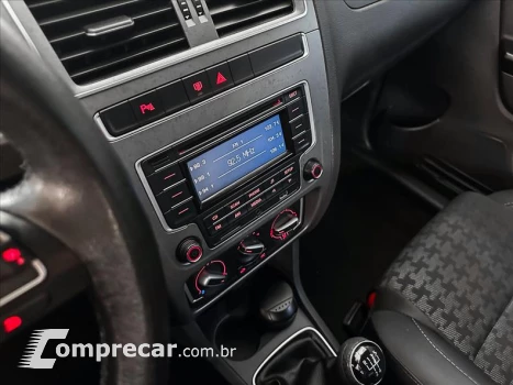 Volkswagen FOX 1.6 MI Comfortline 8V 4 portas